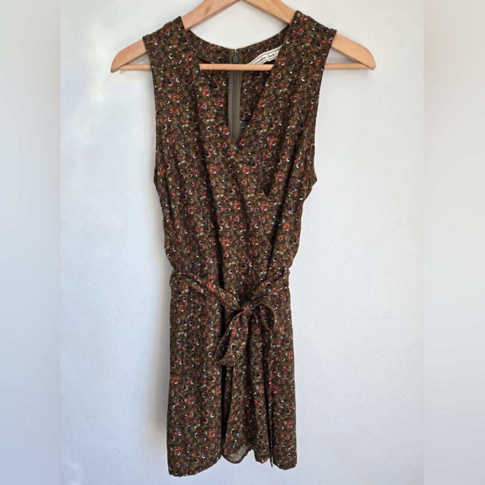 ABERCROMBIE & FITCH Floral Sleveless Romper